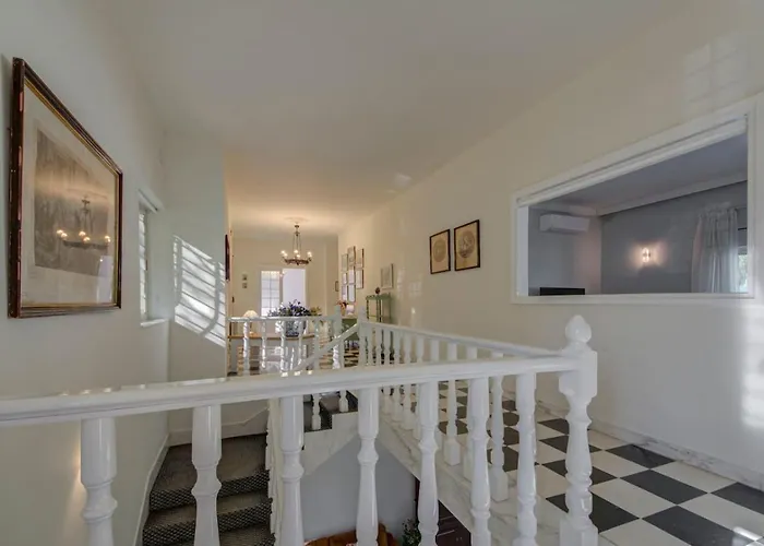 Amora Sky Line Views And Billiards By Haven And Keys Malta * Is-Swieqi