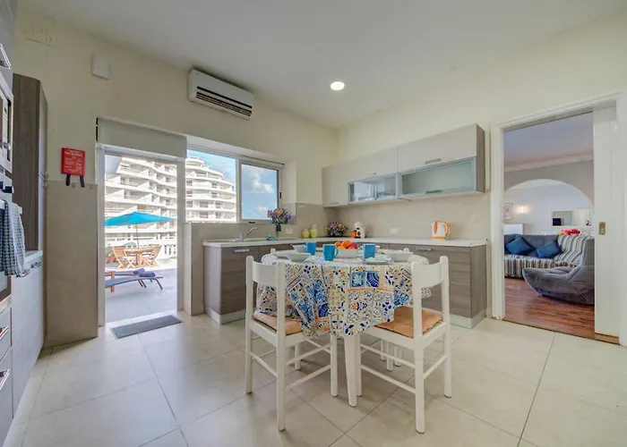 Amora Sky Line Views And Billiards By Haven And Keys Malta Is-Swieqi