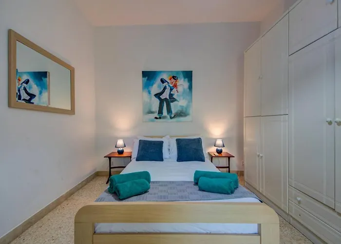 Amora Sky Line Views And Billiards By Haven And Keys Malta