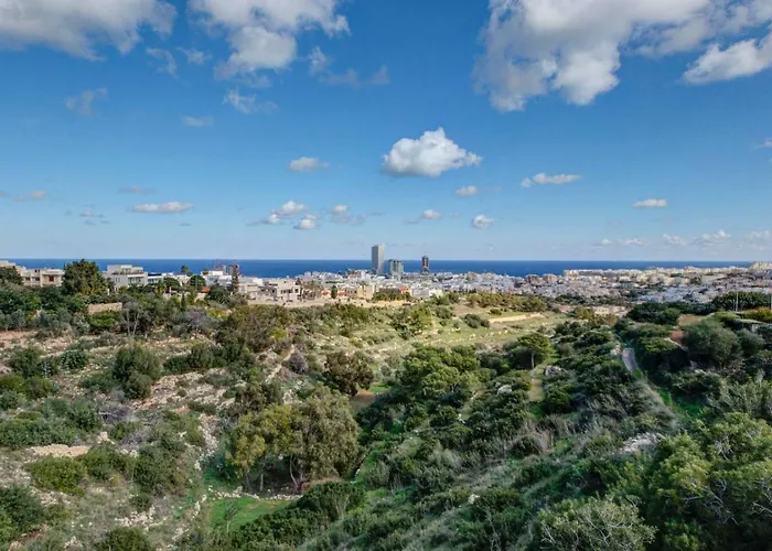 Amora Sky Line Views And Billiards By Haven And Keys Malta Villa