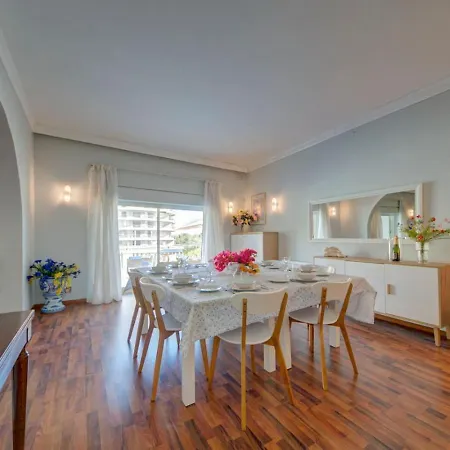 Amora Sky Line Views And Billiards By Haven And Keys Malta Vilă