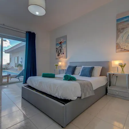Vilă Amora Sky Line Views And Billiards By Haven And Keys Malta Is-Swieqi