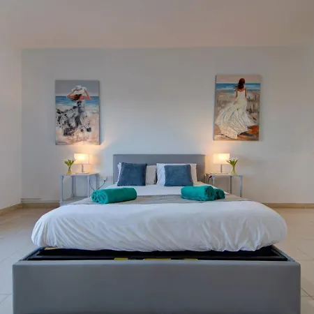 Amora By Haven And Keys Malta Villa Is-Swieqi
