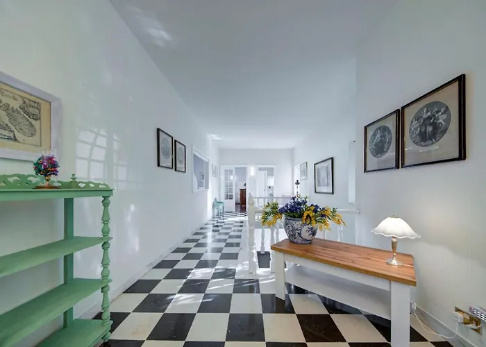 Vilă Amora Sky Line Views And Billiards By Haven And Keys Malta