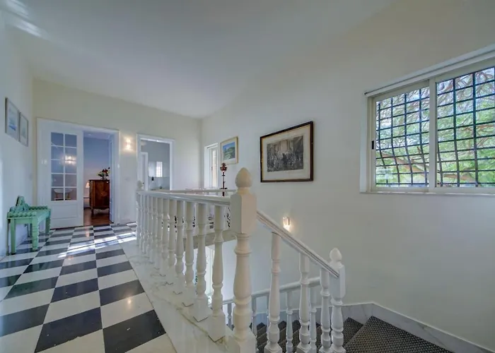 Amora Sky Line Views And Billiards By Haven And Keys Malta