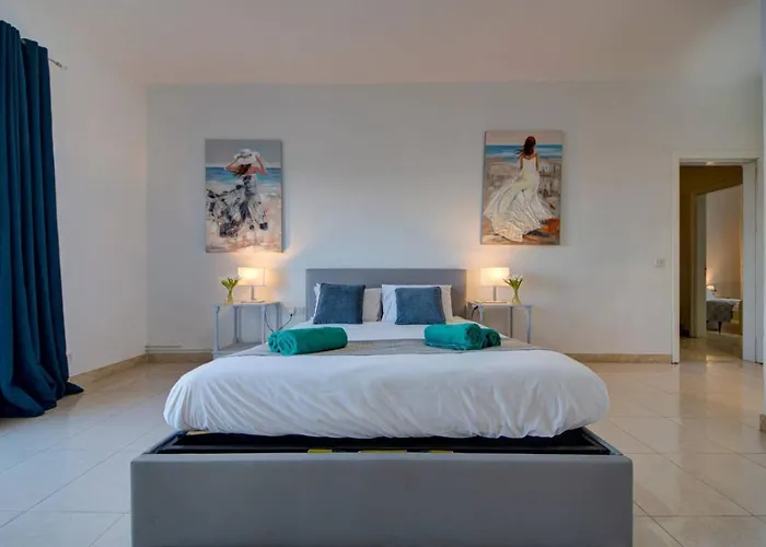 Amora Sky Line Views And Billiards By Haven And Keys Malta Vilă Is-Swieqi